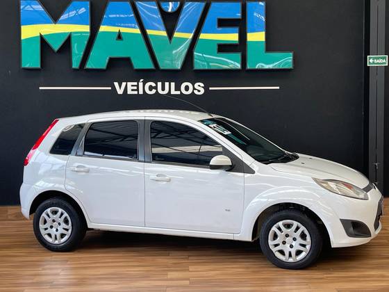 FORD FIESTA 1.6 ROCAM SEDAN 8V FLEX 4P MANUAL FORD FIESTA 1.6 ROCAM SEDAN 8V FLEX 4P MANUAL